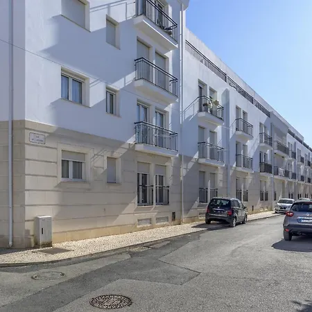 Flh Real Santo Antonio Flat With Pool * 빌라레알데산토안토니오