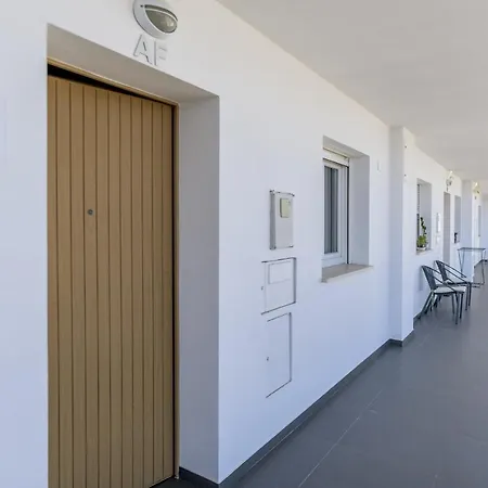 Flh Real Santo Antonio Flat With Pool شقة *